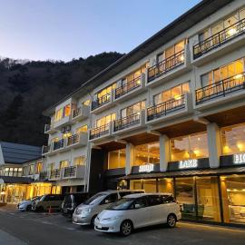 Shoji Lake Hotel, hotel in Fujikawaguchiko
