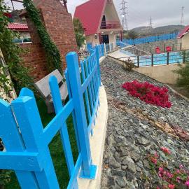 Red_Hut_Resort، فندق في حتا
