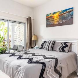 Turtle Cove में, होटल Shore to Please - Large Studio Steps from Pool
