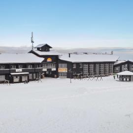 Stoten Ski Hotel, hotel in Stöten