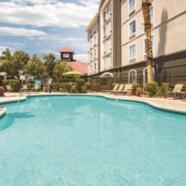 La Quinta by Wyndham Las Vegas Summerlin Tech، فندق في لاس فيغاس