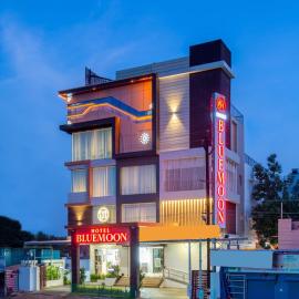 HOTEL BLUEMOON
