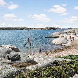 First Camp Solvik-Kungshamn, хотел в Väjern