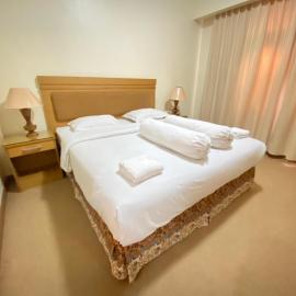 Lilianto Hotel Polewali Mitra RedDoorz, hotel in Campalagiang