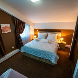 Hotel Oasis, hotel in Mostar