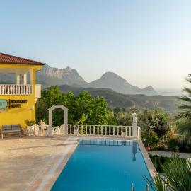 APA Mountain Lodge, hotel em Antalya
