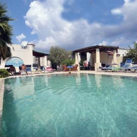 Hotel Aura, hotel Vulcanóban