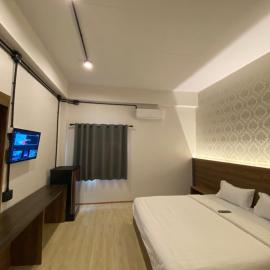 Red Heritage Hotel, khách sạn ở Ban Mon