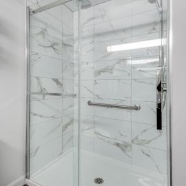 Econo Lodge Inn & Suites, hotelli kohteessa Saint-Apollinaire