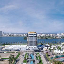 Hotel Holiday International, hotel a Sharjah