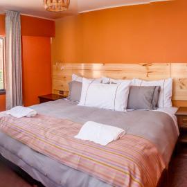 Colibrí Inn, хотел в Чивай