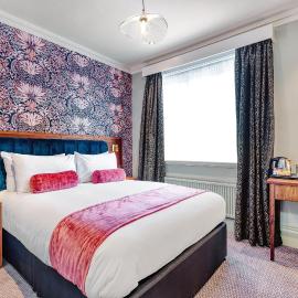 The Hand & Sceptre by Innkeeper's Collection, hotel en Southborough