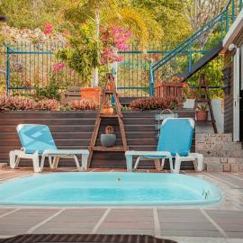 Westpunt Beach Apartments, hotel in Willemstad