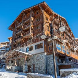 Hôtel L'Aiguille Percée, хотел в Тин