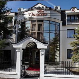 Garni Hotel Vozarev, Hotel in Belgrad