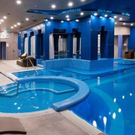 Golden Ball Club, hotel en Győr
