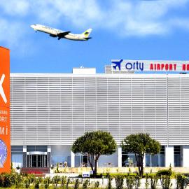 Orty Airport Hotel, hótel í Izmir