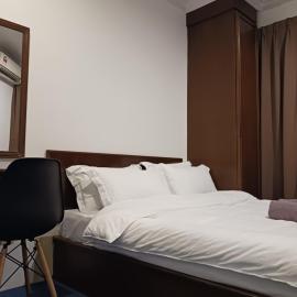 AeCOTEL, hotel Szandakanban