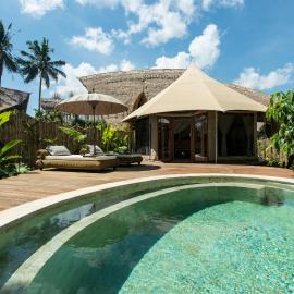 Sandat Glamping Tents, hotell i Ubud