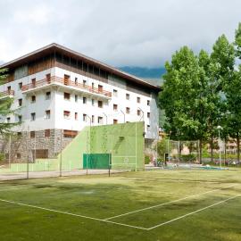 Hotel SNÖ Condes del Pallars, hotel in Rialp