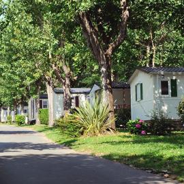 Camping ZELAIA, hotel en Ascain