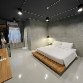 Loft Space Hotel, khách sạn ở Ranong