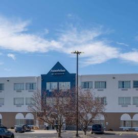 AmericInn by Wyndham Cedar Rapids North, hotel em Cedar Rapids