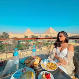 Sahara Pyramids Inn, hotel v Kairu