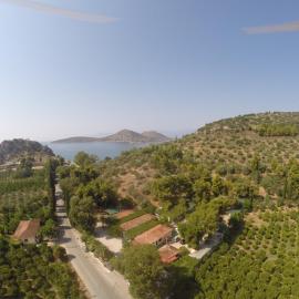 XeniCamp & Bungalows, ξενοδοχείο στο Τολό
