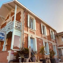 Soulac-sur-Mer में, होटल Hôtel Michelet Plage