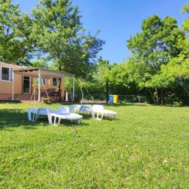Tiny house Dora, hotel em Marčana