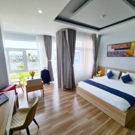 Dong Hai Hotel _ Rach Gia: Rạch Giá şehrinde bir otel