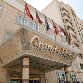 Grand Hotel