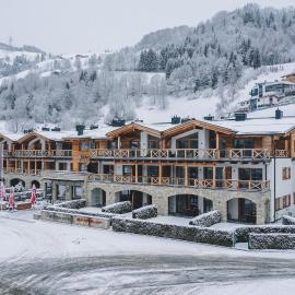 AvenidA Mountain Lodges Kaprun, hotel di Kaprun