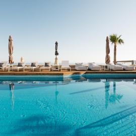 Petradi Beach Lounge Hotel, хотел в Ретимно
