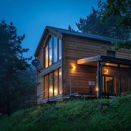 Bakony Deep Forest Vendégház、Bakonyszentlászlóのホテル