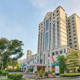 Holiday Inn Express & Suites Singapore Novena by IHG، فندق في سنغافورة