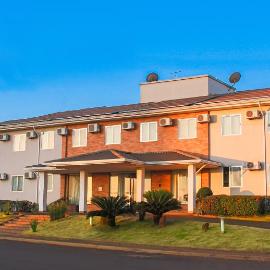 Orion Inn Hotel, hotel u gradu Itumbiara