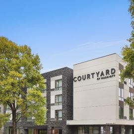 Courtyard by Marriott Seattle Northgate, hotel in Seattle