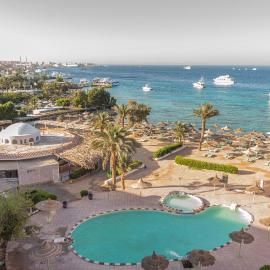 Dexon Roma Hotel, מלון בהורגאדה