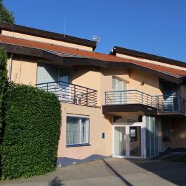 Chata TARGET Senec, hotel Szencen