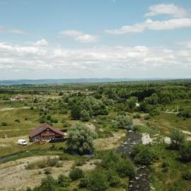 La Văru, Hotel in Cîrţişoara