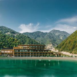 Qafqaz Tufandag Mountain Resort Hotel: Kebele'de bir otel