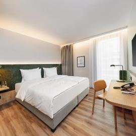 H+ Hotel Frankfurt Eschborn, хотел в Ешборн