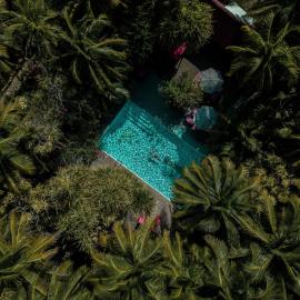 Abezza Resort And Spa, hotel di Maskall