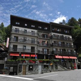 Hotel Etoile De Neige, хотел в Валтурненче