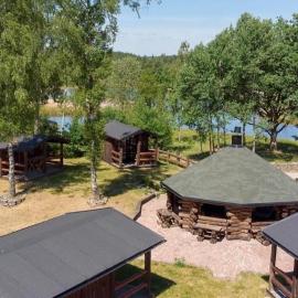 Svensson's Log Cabins, hotel Osbyban