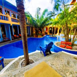 Reef View Pavilions - Villas & Condos, hotel sa Lance aux Épines