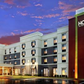 Home2 Suites by Hilton Long Island Brookhaven, hotell i Yaphank