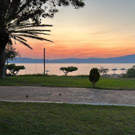 Bouros Seaview Farm, hotel in Karistos